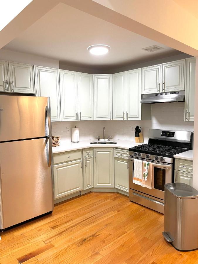 Modern Apartment With Parking & Quick Ride To Manhattan New York Eksteriør bilde