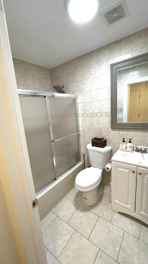 Modern Apartment With Parking & Quick Ride To Manhattan New York Eksteriør bilde