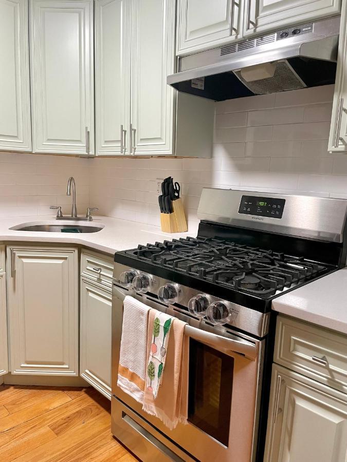 Modern Apartment With Parking & Quick Ride To Manhattan New York Eksteriør bilde