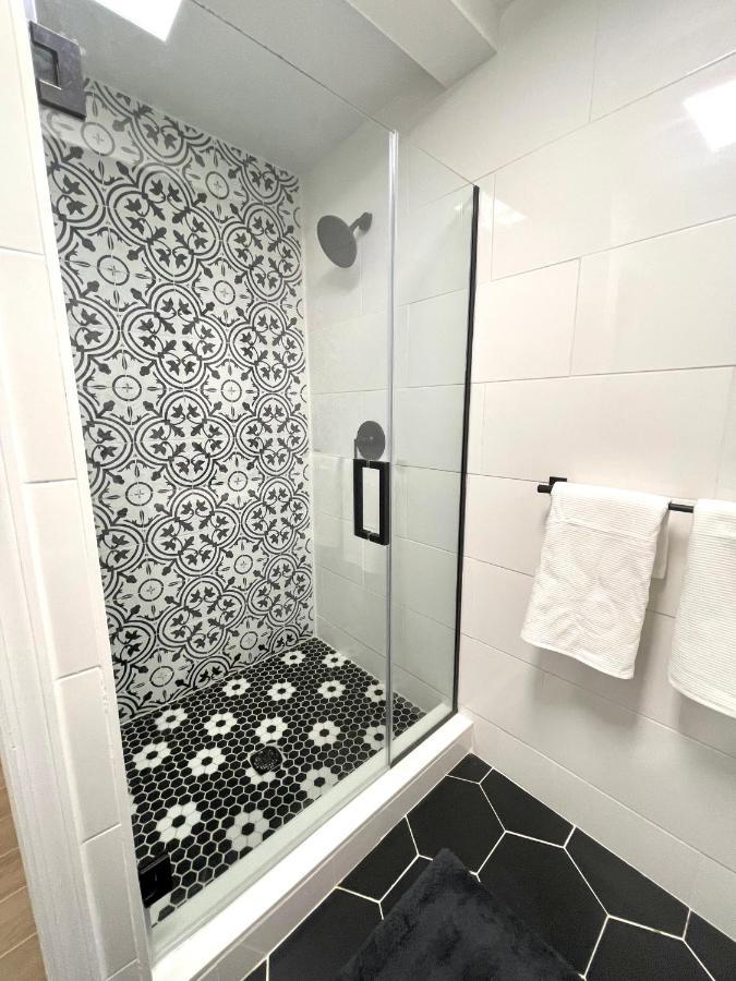 Modern Apartment With Parking & Quick Ride To Manhattan New York Eksteriør bilde